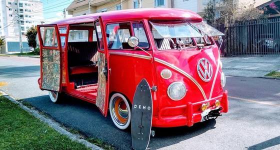 VOLKSWAGEN KOMBI 1.5 LUXO 8V GASOLINA 3P MANUAL